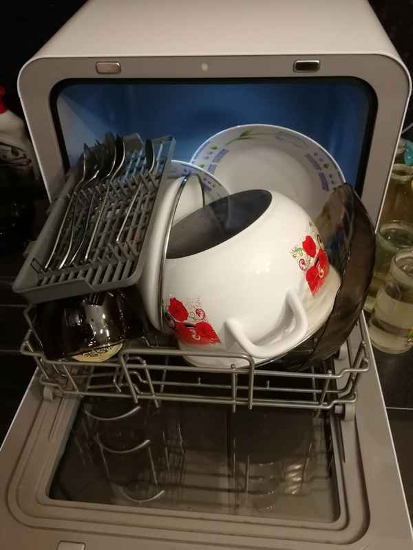Обзор посудомоечной машины без водопровода