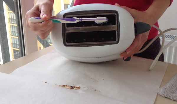 Как почистить тостер внутри: инструкция