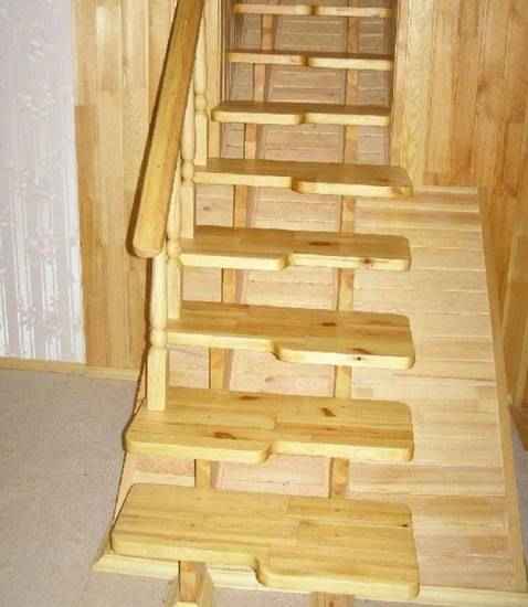 Как сделать лестницу гусиный шаг своими руками в доме +Фото