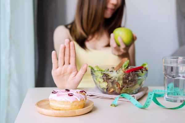 Тянет на сладенькое: как хранить не вредный для фигуры десерт
