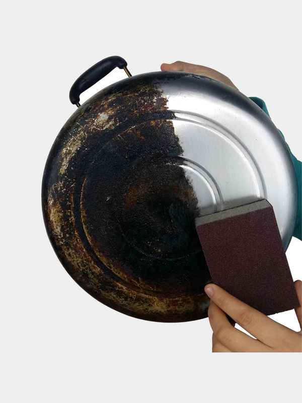 Каким средством можно почистить сковороду от нагара