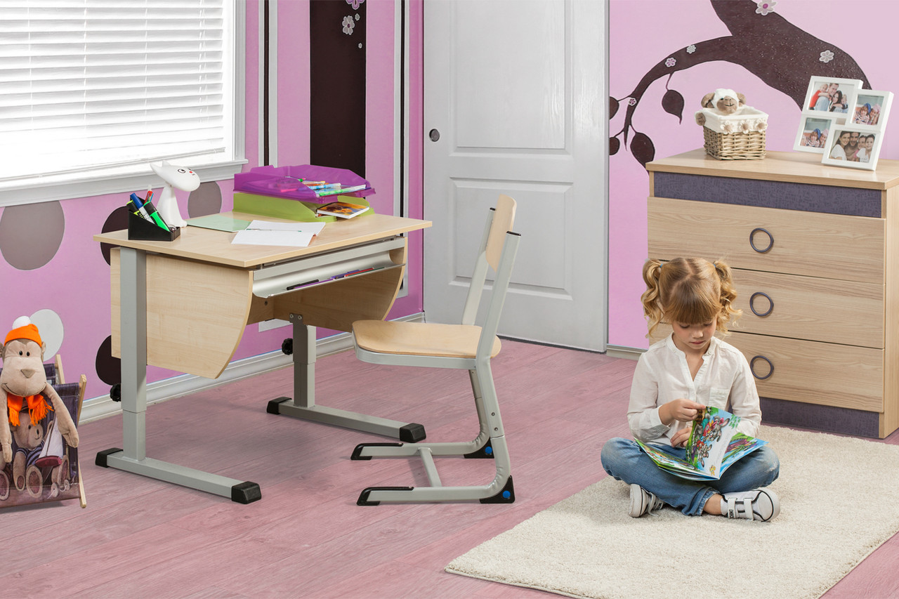 Как выбрать письменный стол для ребенка и организовать его прострaнcтво