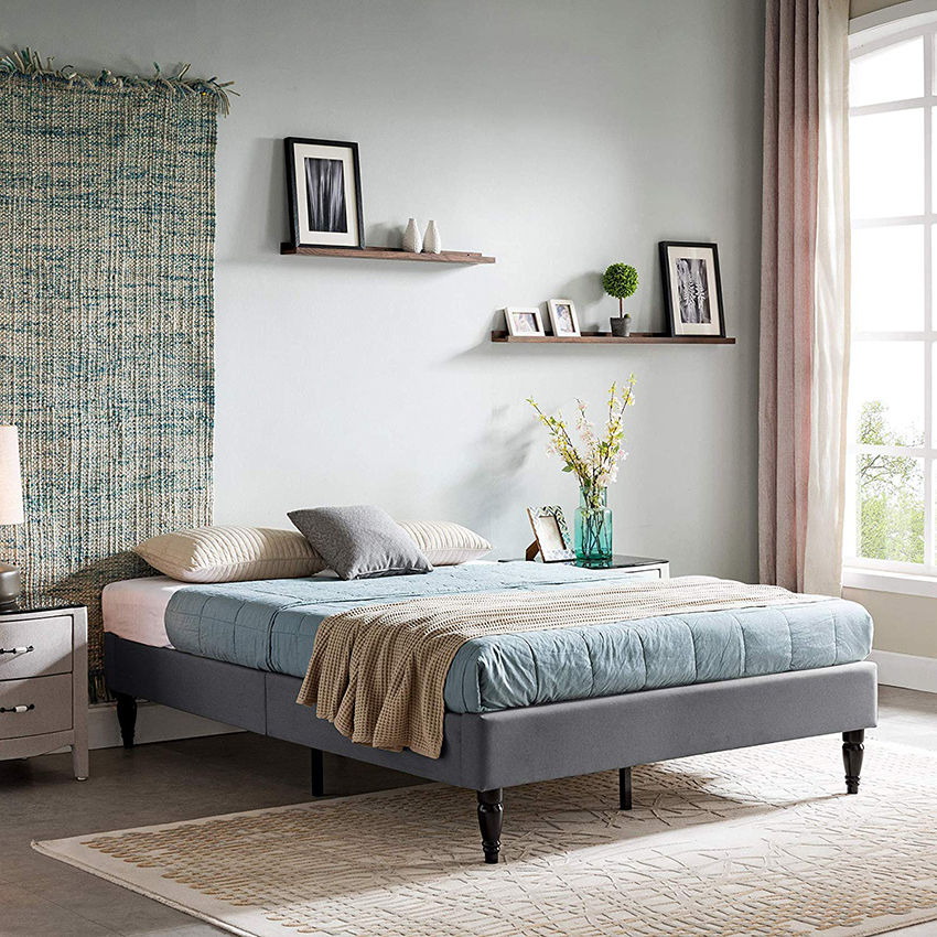 Кровать без изголовья: современный вариант дизайна спального ложа