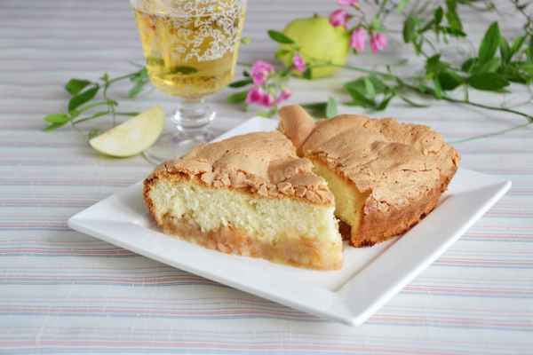 Бисквитные пироги - 4 рецепта вкусного бисквитного пирога с фото пошагово