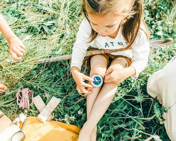 10 способов занять ребенка летом