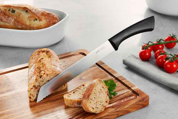 Ножи для резки хлеба: особенности, главные разновидности, материалы лезвий и рукоятки, правила использования