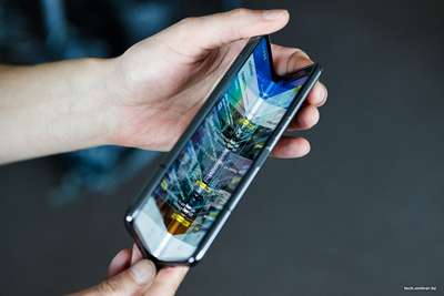 Гибкий смартфон Galaxy X официально сертифицирован