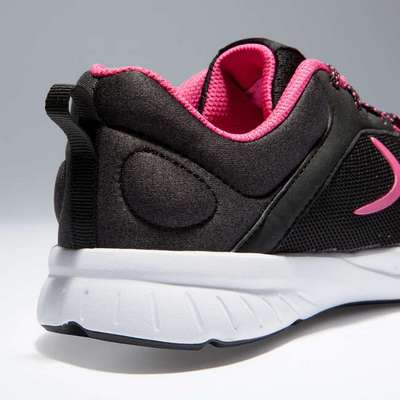 Кроссовки для фитнеса и кардиотренировок женские черно-розовые 100 W DOMYOS - купить в интернет-магазине