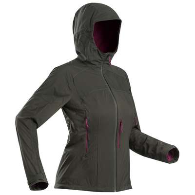 Куртка для треккинга в горах из софтшелла ветрозащитная женская TREK 900 FORCLAZ - купить в интернет-магазине