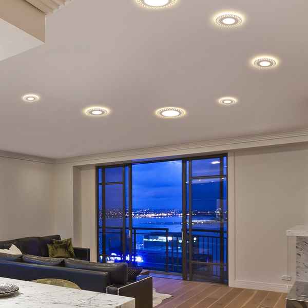 Освещение в спальне с натяжными потолками: подходящие варианты потолочных светильников, подсветка, двухуровневые конструкции, точечное освещение, размещение ламп и примеры дизайна