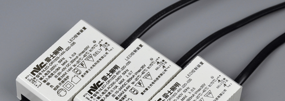 Блок защиты для светодиодных и энергосберегающих ламп: устройство для устранения мерцания и скачков напряжения